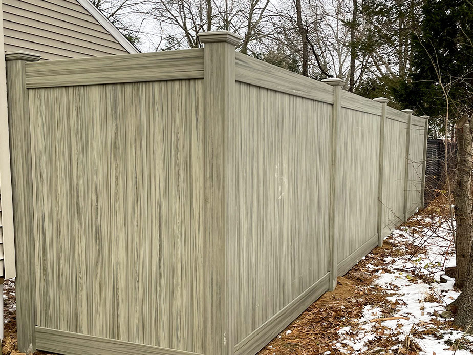 Bloomfield Connecticut privacy fencing