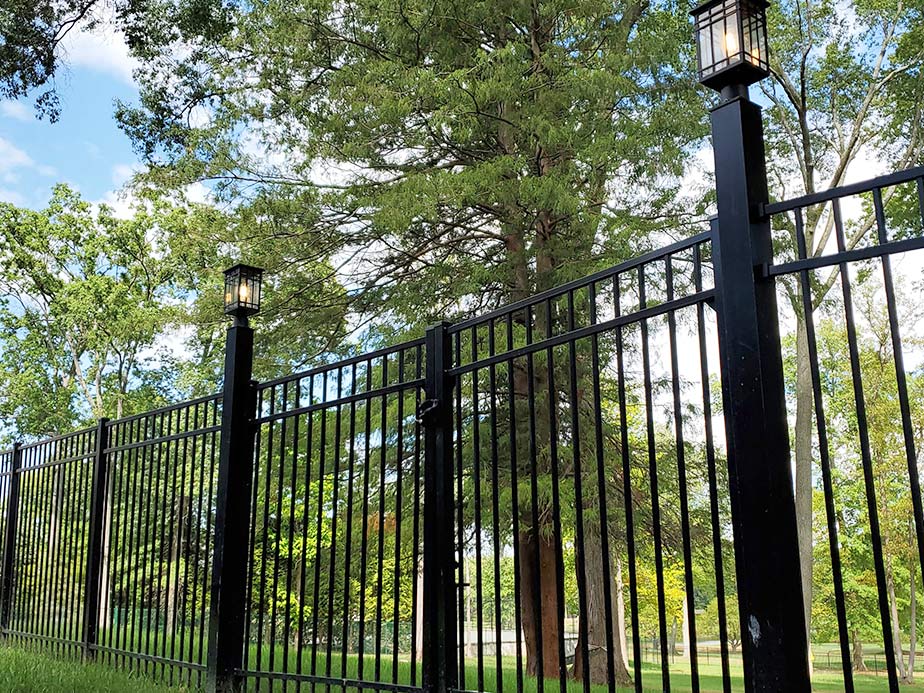 East Hartford Connecticut residential and commercial fencing